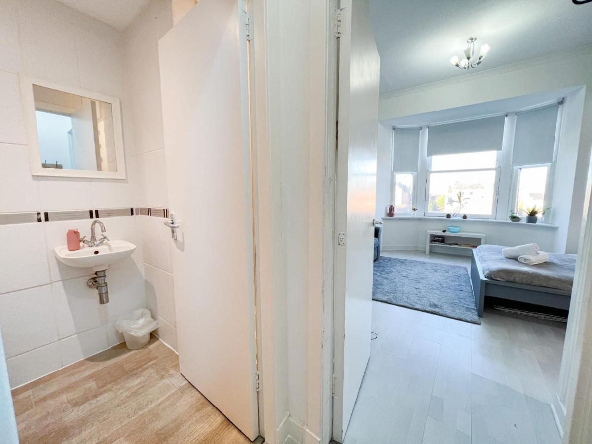 1Bd Glasgow Apartment Extérieur photo